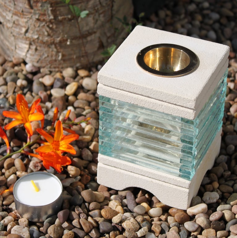 Glass Square Oil Burner - Decorative Stone Design