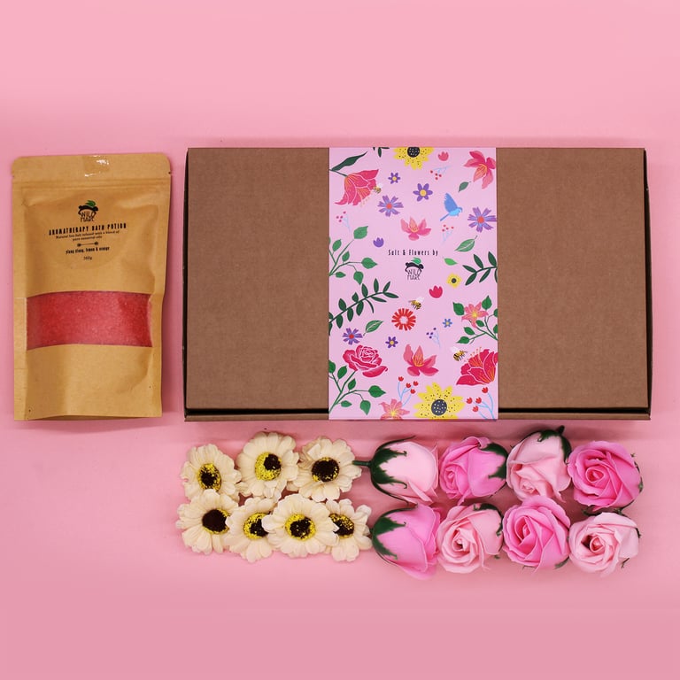 Natural Salt Soak Set - Relaxing Aromatherapy by Passion