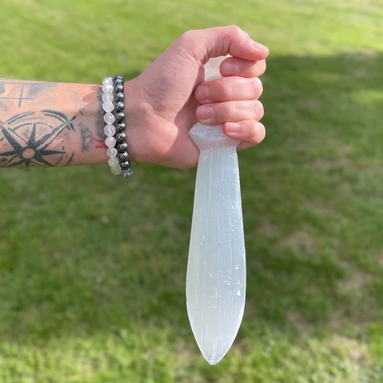 25cm Selenite Ritual Spiral Knife - Large (Selenite Lrg Ritual Knife)