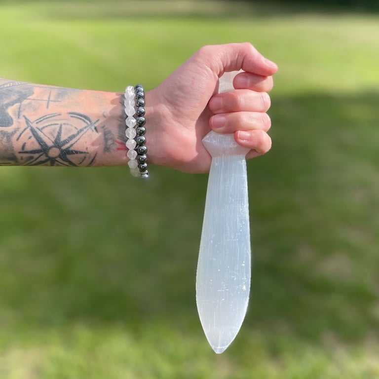 25cm Selenite Ritual Spiral Knife - Large (Selenite Lrg Ritual Knife)