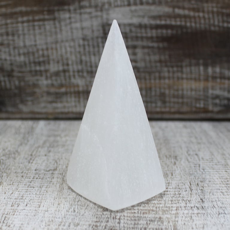 Selenite Pyramid - 10cm Healing Crystal Stone for Spiritual Growth and Relaxation