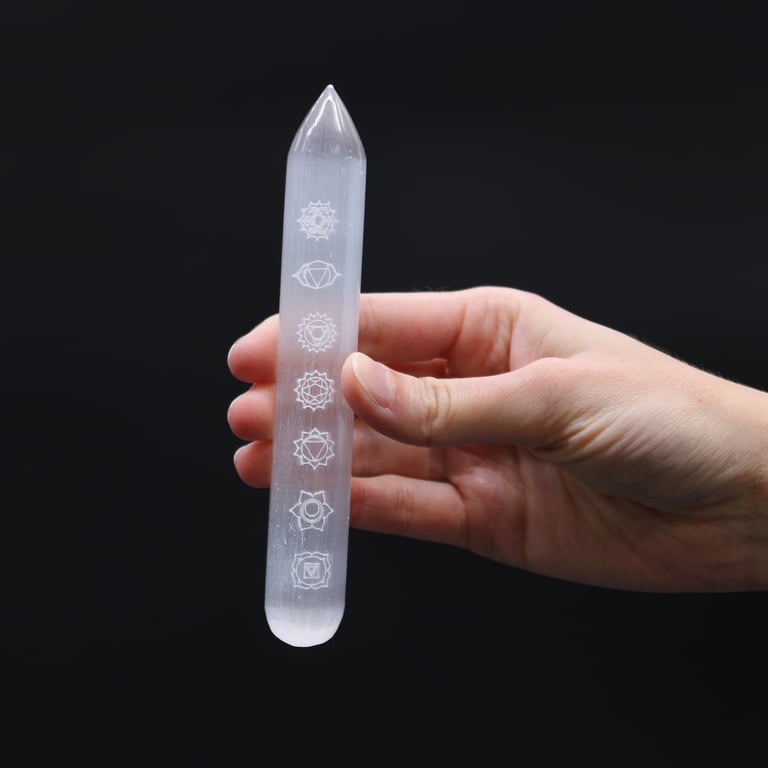 Selenite 7 Chakra Crystal Wand - Pointed End, 16cm Length for Energy Balance and Harmony