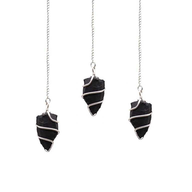 Black Agate Raw Gemstone Pendulum - Metaphysical Healing Crystal Home Decor