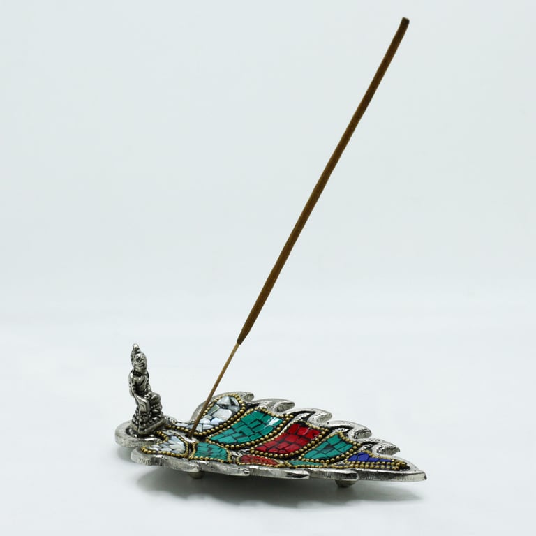 Buddha Leaf Tibetan Incense Holder - Natural Wood Burner for Home Meditation and Relaxation