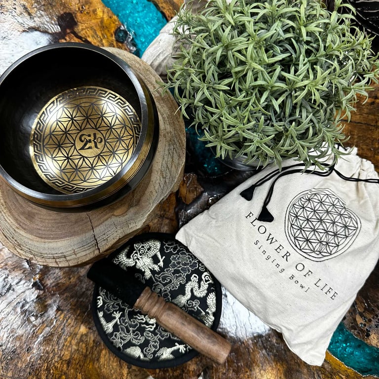 14cm Flower of Life Engraved Singing Bowl Gift Set (Hand Beaten)