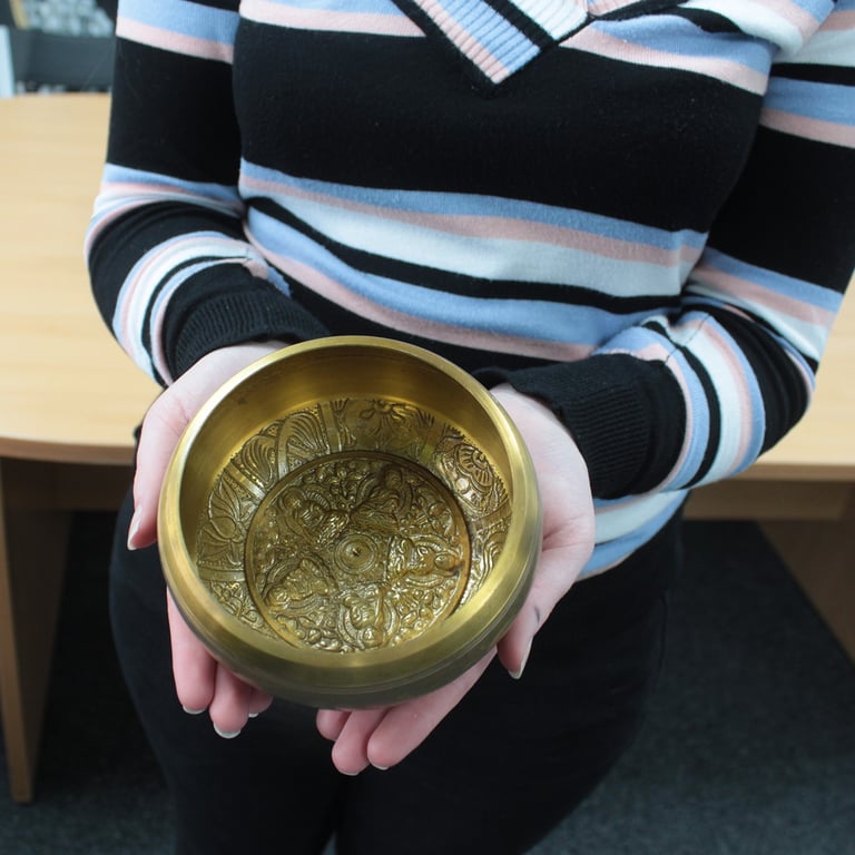 Large Five Buddha Singing Bowl - Handcrafted for Meditative Sound Experience