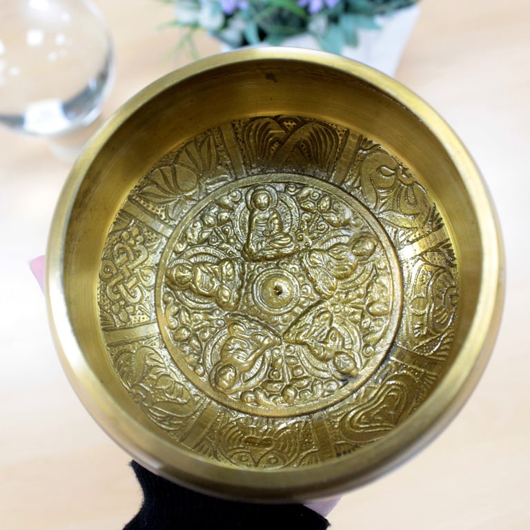 Large Five Buddha Singing Bowl - Handcrafted for Meditative Sound Experience