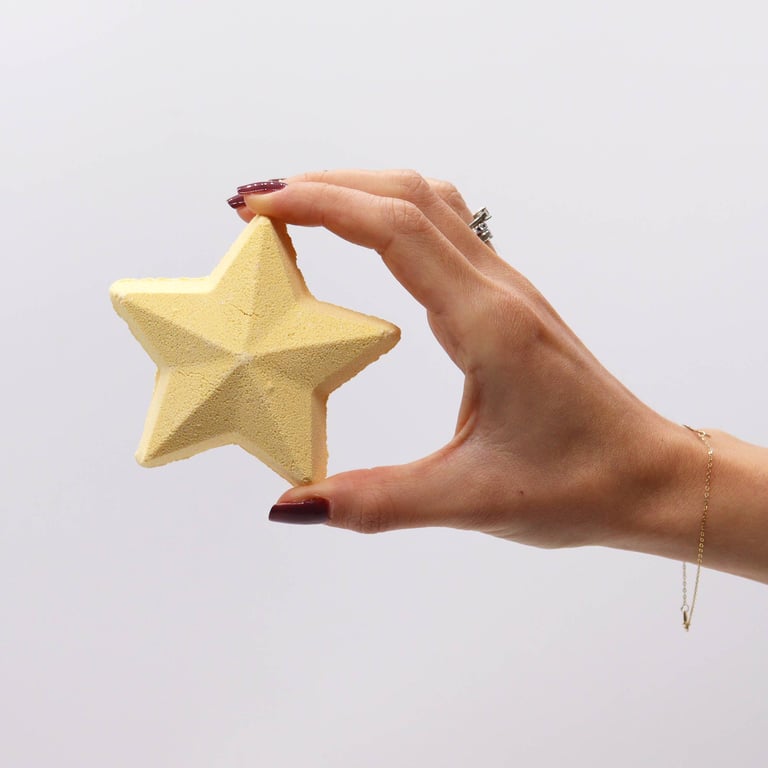 Follow the Star Christmas Bath Bomb Gift Pack - Holiday Scented Bath Bombs Set