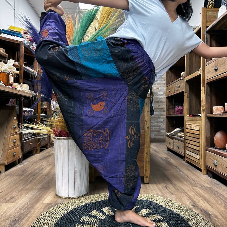 Purple Yoga & Festival Pants (Aladdin Himalayan Print)