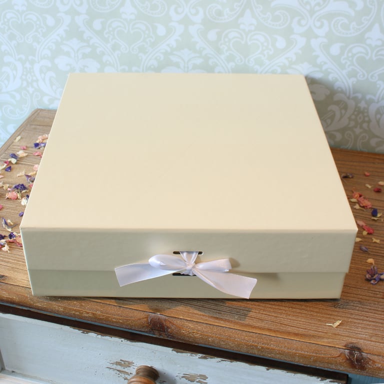 Large Cream Keepsake Box - Decorative Storage for Treasured Memories and Gifts