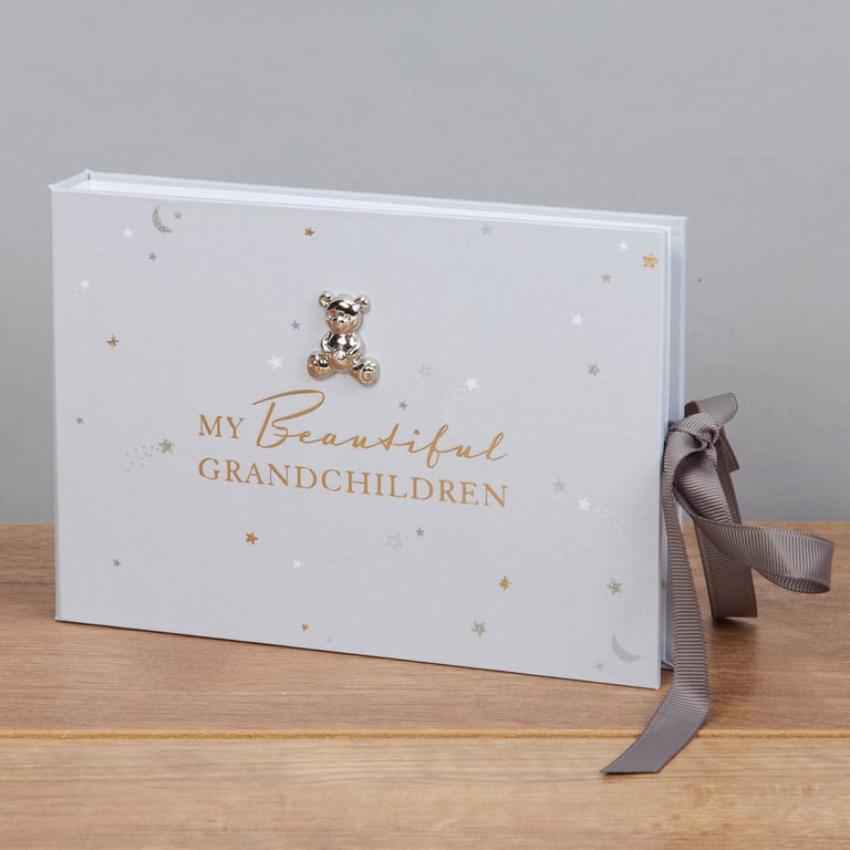 My Beautiful Grandchildren Brag Book: Cherish Family Memories and Childhood Moments