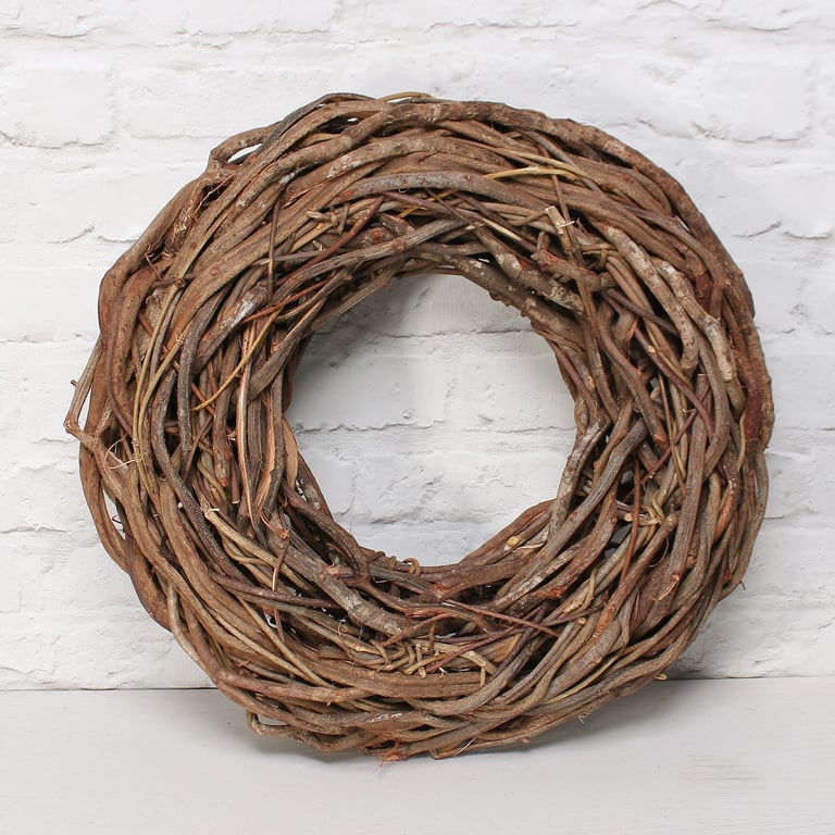 Natural Flat Rattan Wreath - Rustic Home Decor for Indoor & Outdoor Use