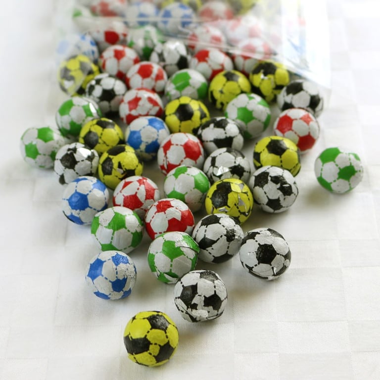 500g Chocolate Footballs - Sports Themed Chocolates Gift Box