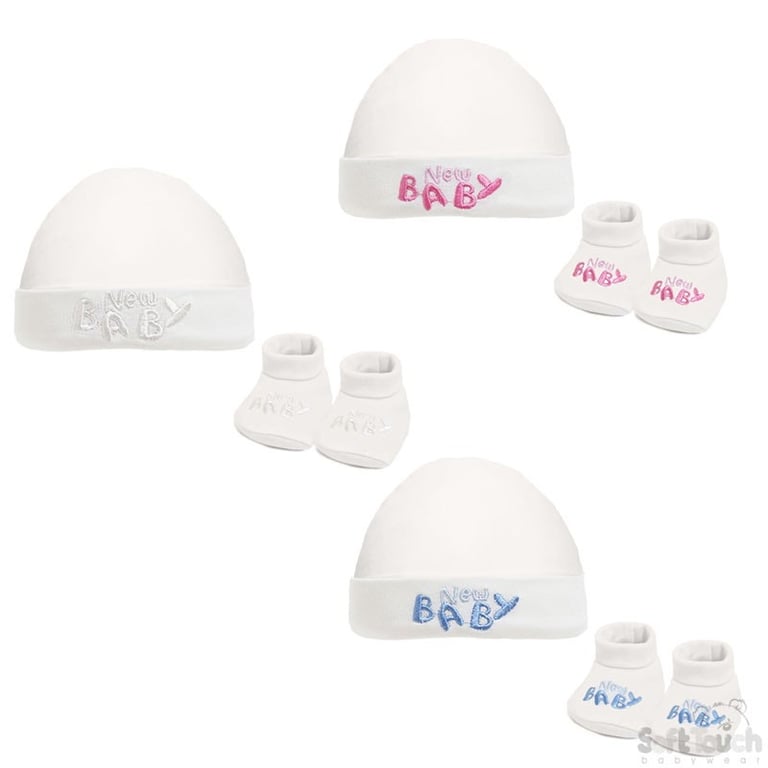 Cream Baby Hat & Newborn Bootee Set - Soft Winter Outfit for Newborns