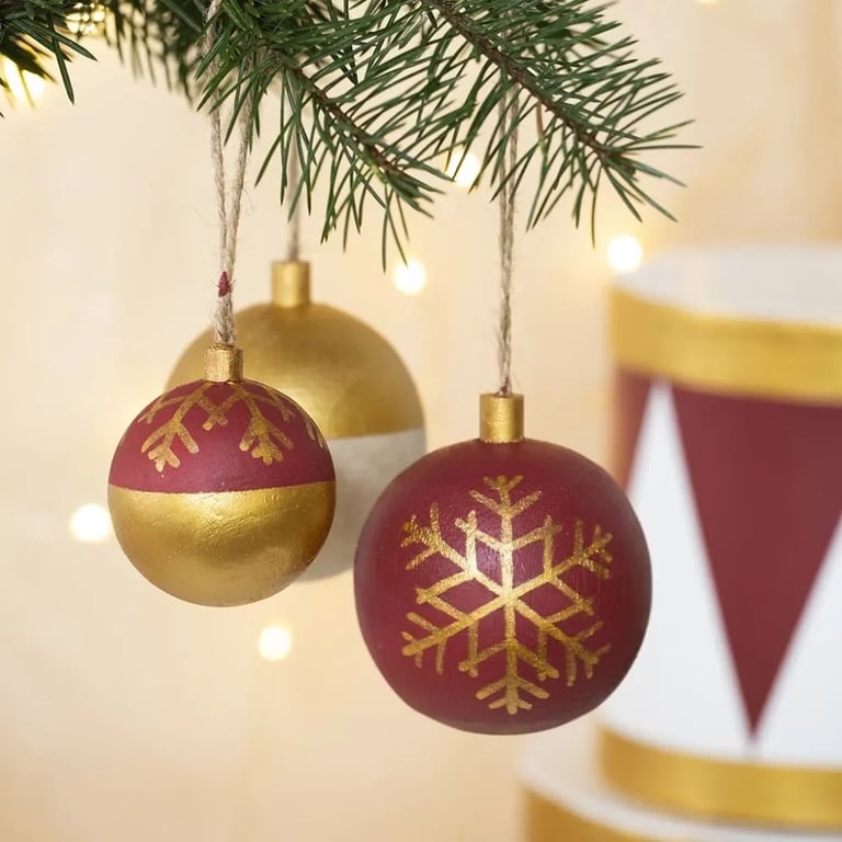 Personalisable Custom Christmas Ornament - Unique Home Decor Gift