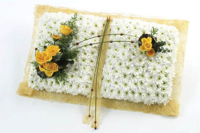Open Book Foam Frame - Modern Wall Art Decoration and Photo Holder