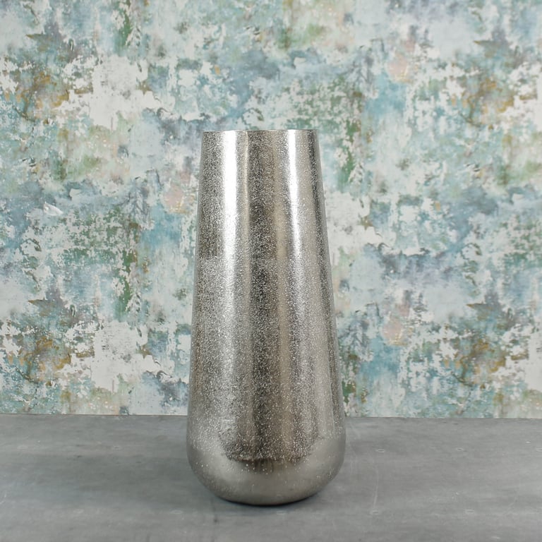 Silver Mayfair Foyer Vase - Elegant Medium-Sized Home Decor for Entryway Decoration