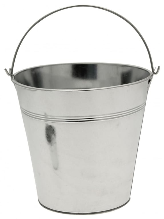 Galvanised Bucket 18cm - Durable Outdoor Watering Can for Gardening and Farming