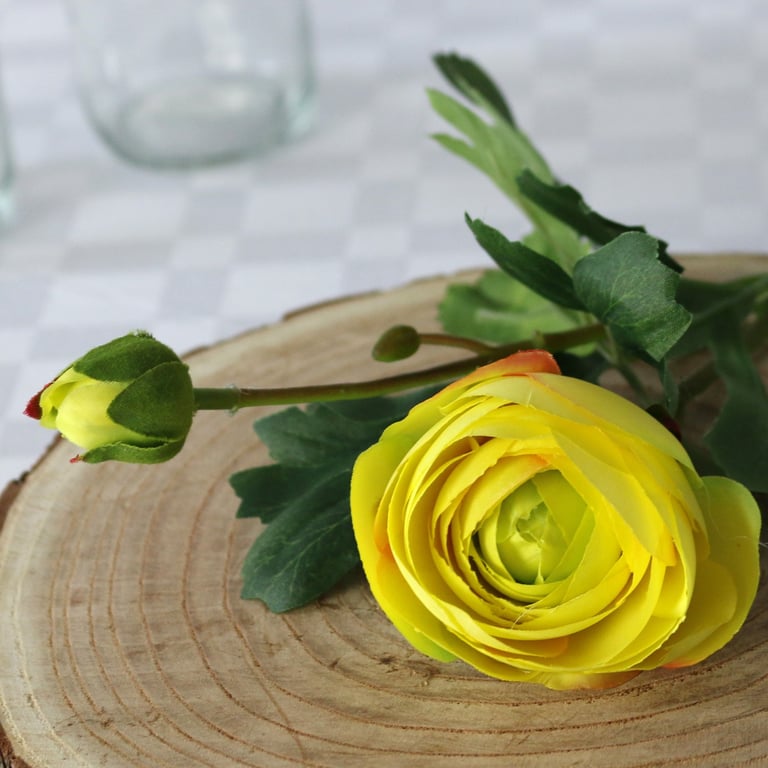 38cm Large Yellow Rannunculus Flowers - Perfect for Wedding Ceremonies and Floral Decorations