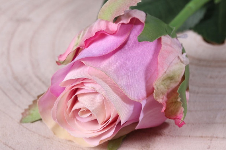 Small Rose Bud Lavender - Calming Home Decor with Floral Fragrance and Soothing Scent