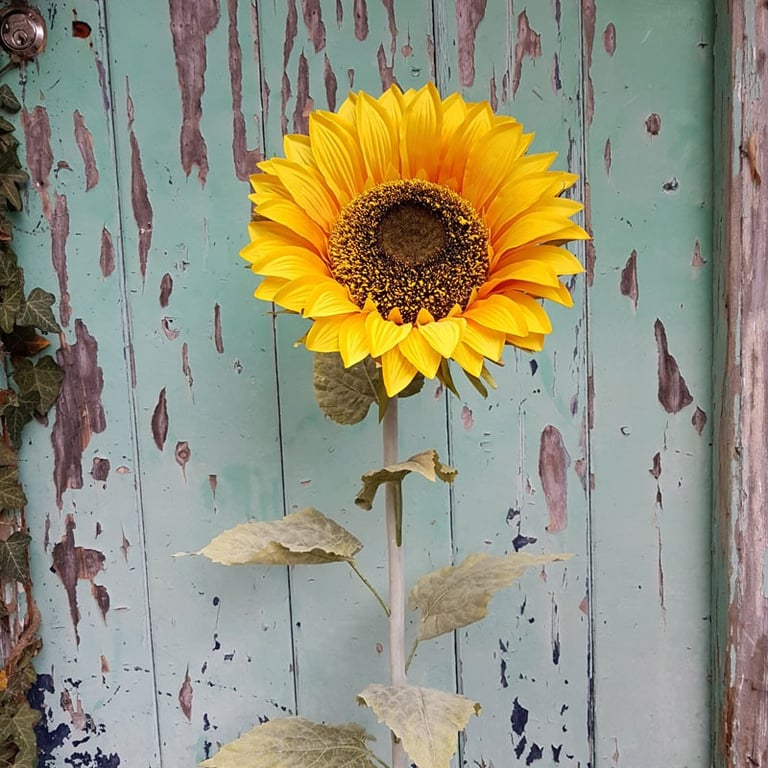 Tall Outdoor Sunflower Plant - 110cm Garden Decoration