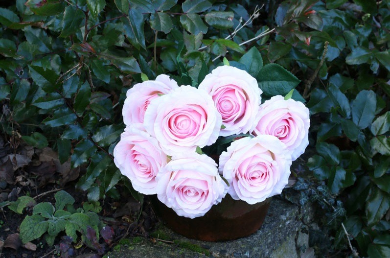 Pink Rose Bunch - Elegant Floral Arrangement for Home Decor and Wedding Centerpieces