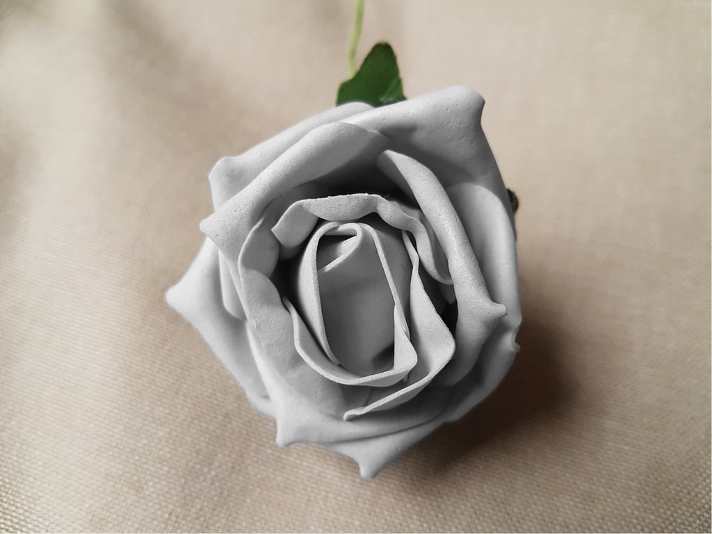 Grey Foam Tea Rose Bouquet - 6 Piece Floral Arrangement for Home Decor and Garden Decoration