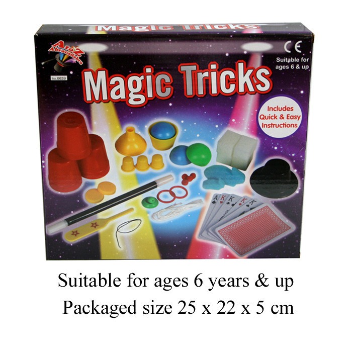 Magic Trick Box - Beginner s Card Magic Tricks Kit with Sleight of Hand Instructions