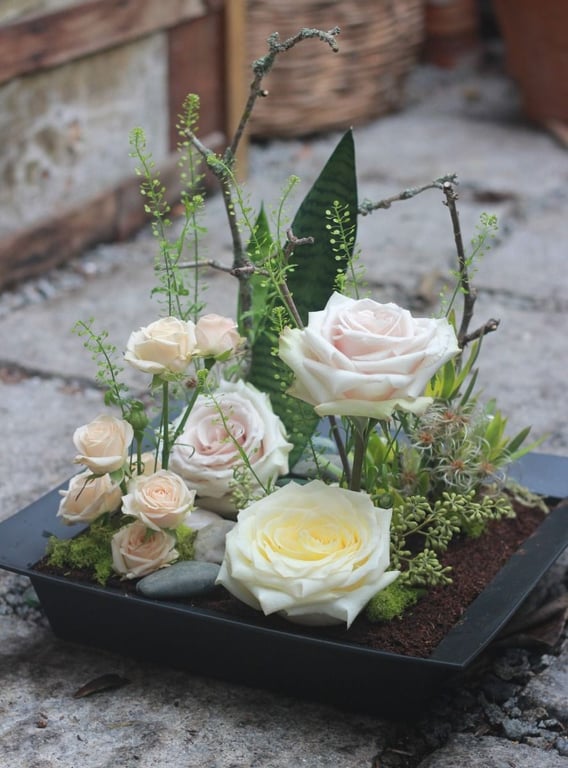 Oasis Terra Brick Floral Media - Durable Home Decor for Indoor and Outdoor Planters, Garden Decoration Set of 8 Bricks