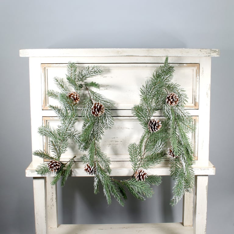 180cm Pine and Cone Garland for Winter Festival Home Decor