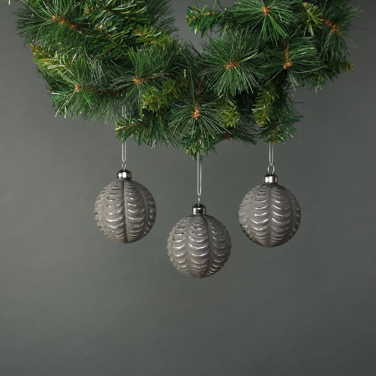 Naida 8cm Glass Frill Bauble Pewter & Silver Ornament Set of 4 - Elegant Home Decor for Holiday Seasons