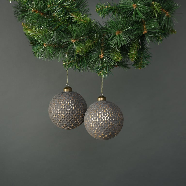 Luna Ornate Glass Bauble Set - Pewter & Silver Finish (4 Pieces) Home Decor Accent