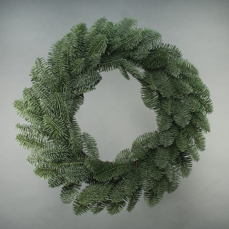 St Moritz Pine Wreath - Elegant Christmas Decoration for Home Decor