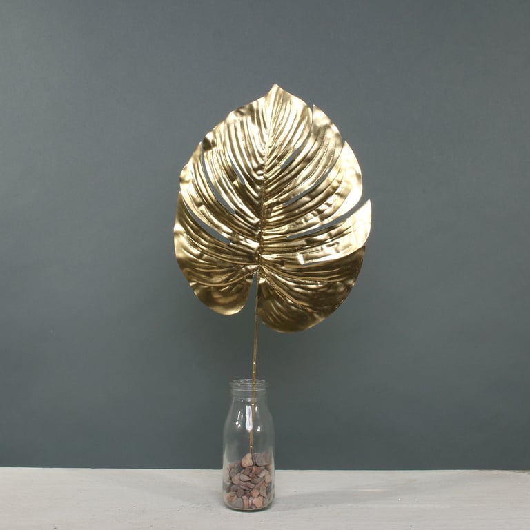 Gold Metallic Monstera Leaf Wall Art - Modern Indoor Foliage Decoration