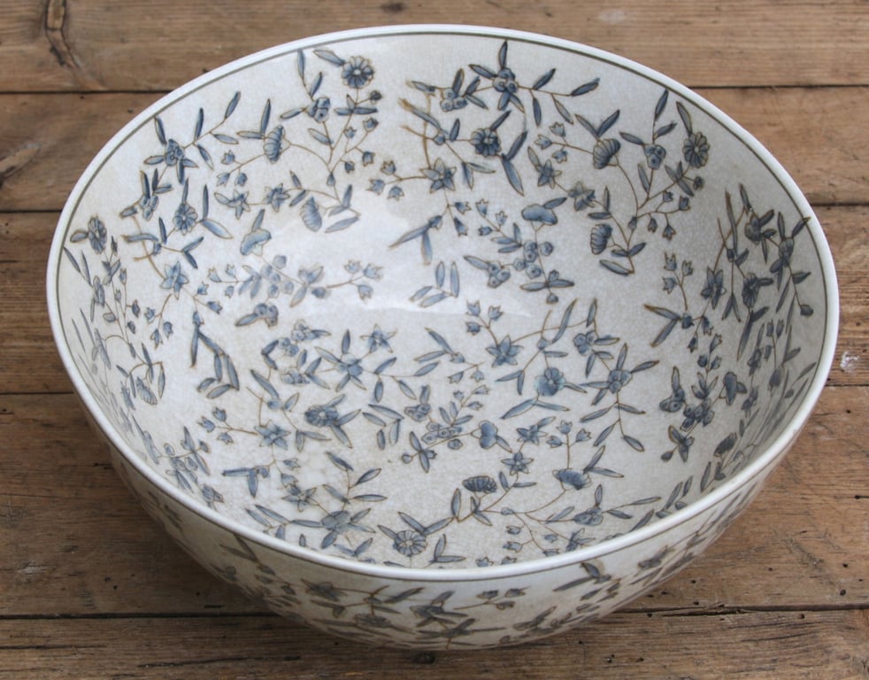 Grey Ceramic Ditsy Print Bowl with Antique Crackle Effect and Gloss Finish