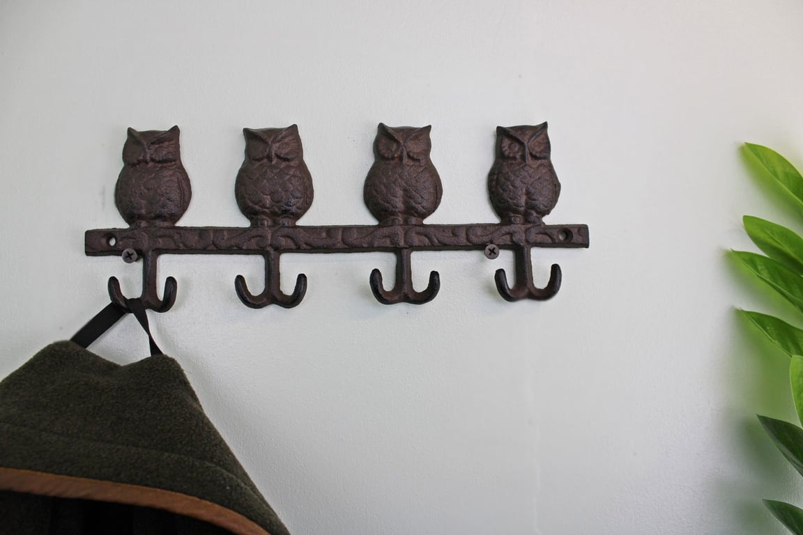 Rustic Metal Owl Coat Hooks - Industrial Style Wall Decor Storage Solutions