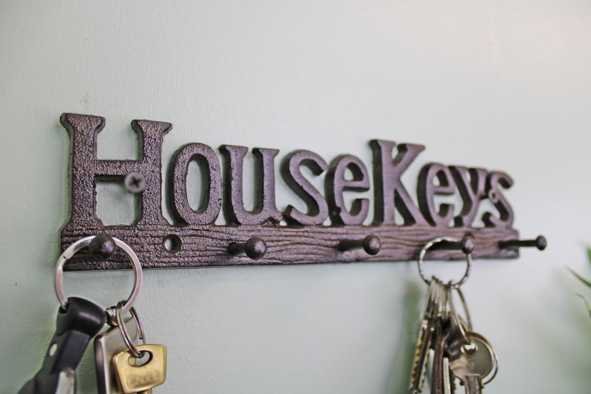 Rustic Cast Iron Wall Hooks - Industrial Style Storage with House Keys Design