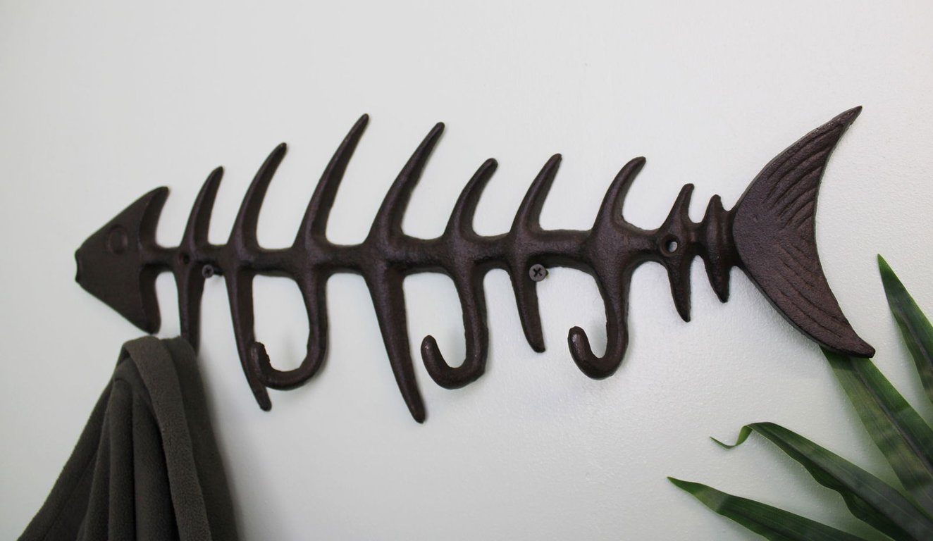 Rustic Metal Fish Skeleton Wall Hooks - Industrial Style Storage Solution