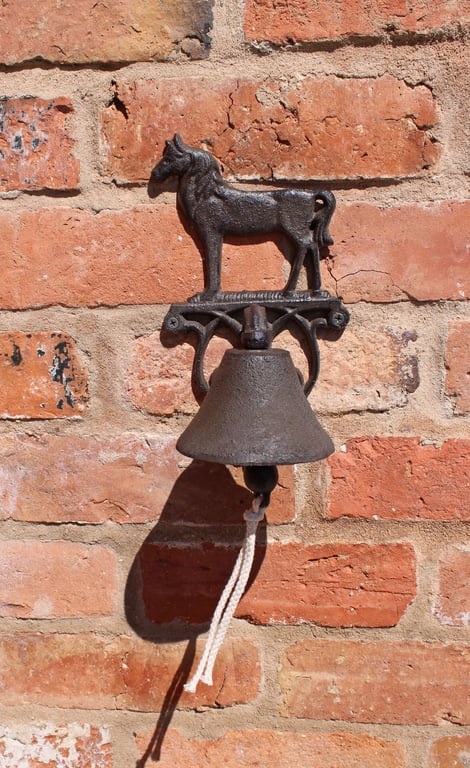 Rustic Cast Iron Horse Wall Bell - Perfect Home Decor for Equestrian Enthusiasts