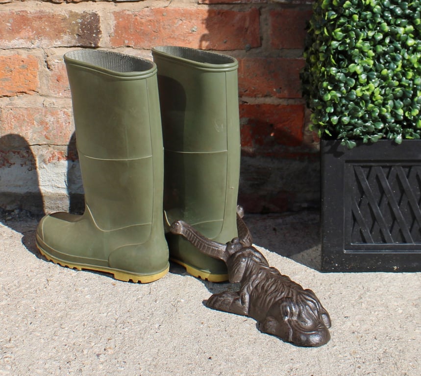 Cast Iron Dog Boot Jack - Heavy Duty Outdoor Boot Remover