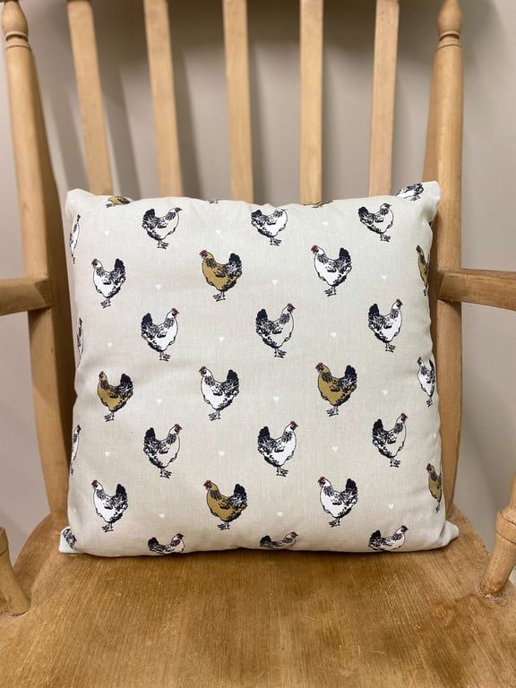 Removable Chicken Print Scatter Cushion for Country Kitchen Decor