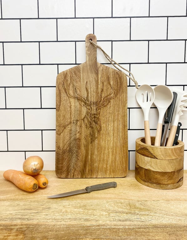 Engraved Stag Head Natural Wood Chopping Board - Home Decor Kitchen Accessory