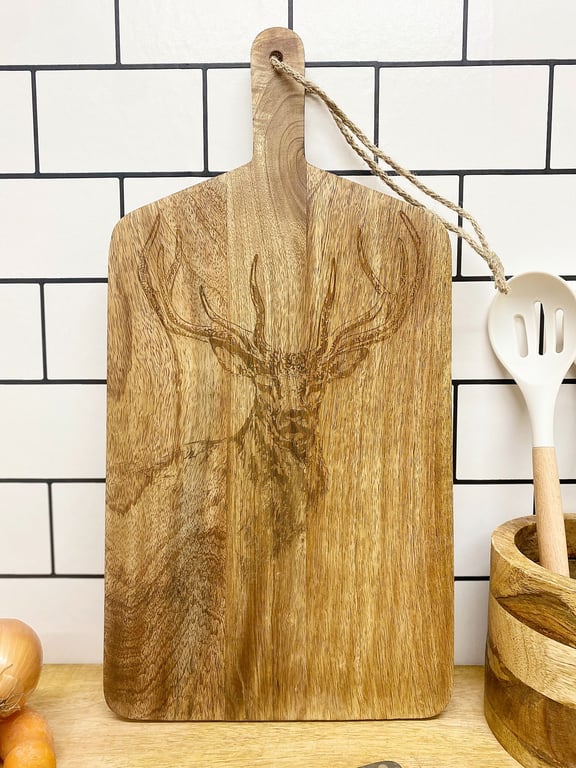 Engraved Stag Head Natural Wood Chopping Board - Home Decor Kitchen Accessory