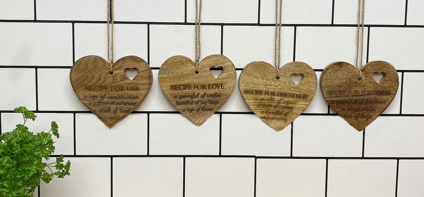 Wooden Recipe Plaques Set - Etched Heart Decorations for Home and Kitchen