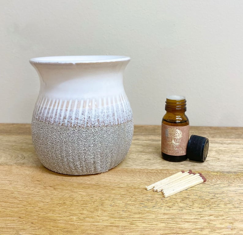 Grey Sandstone Oil/Wax Burner - Essential Oil Diffuser & Home Fragrance Lamp