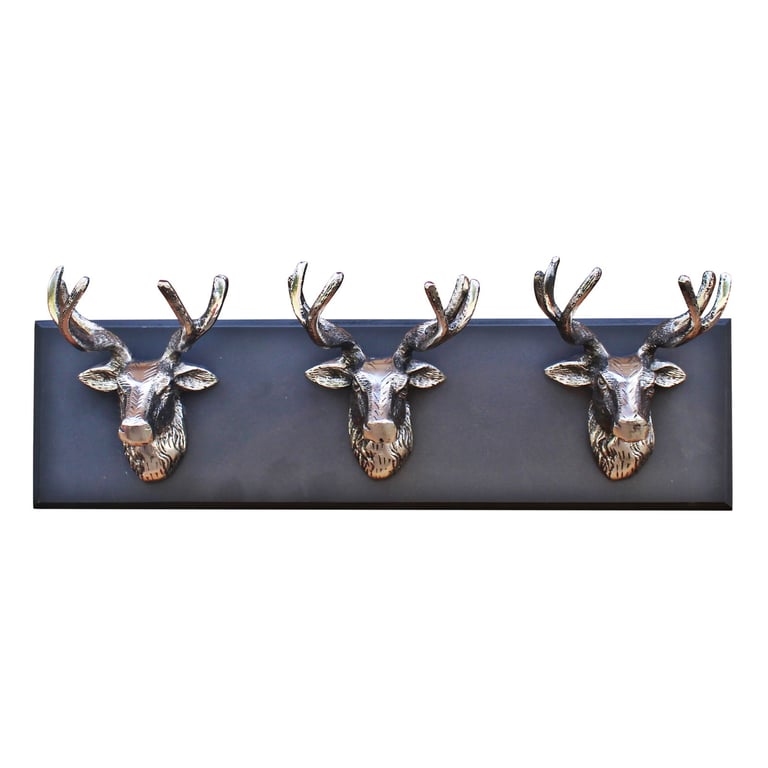 Silver Metal Stag Head Wall Hanging - Modern Animal Decor