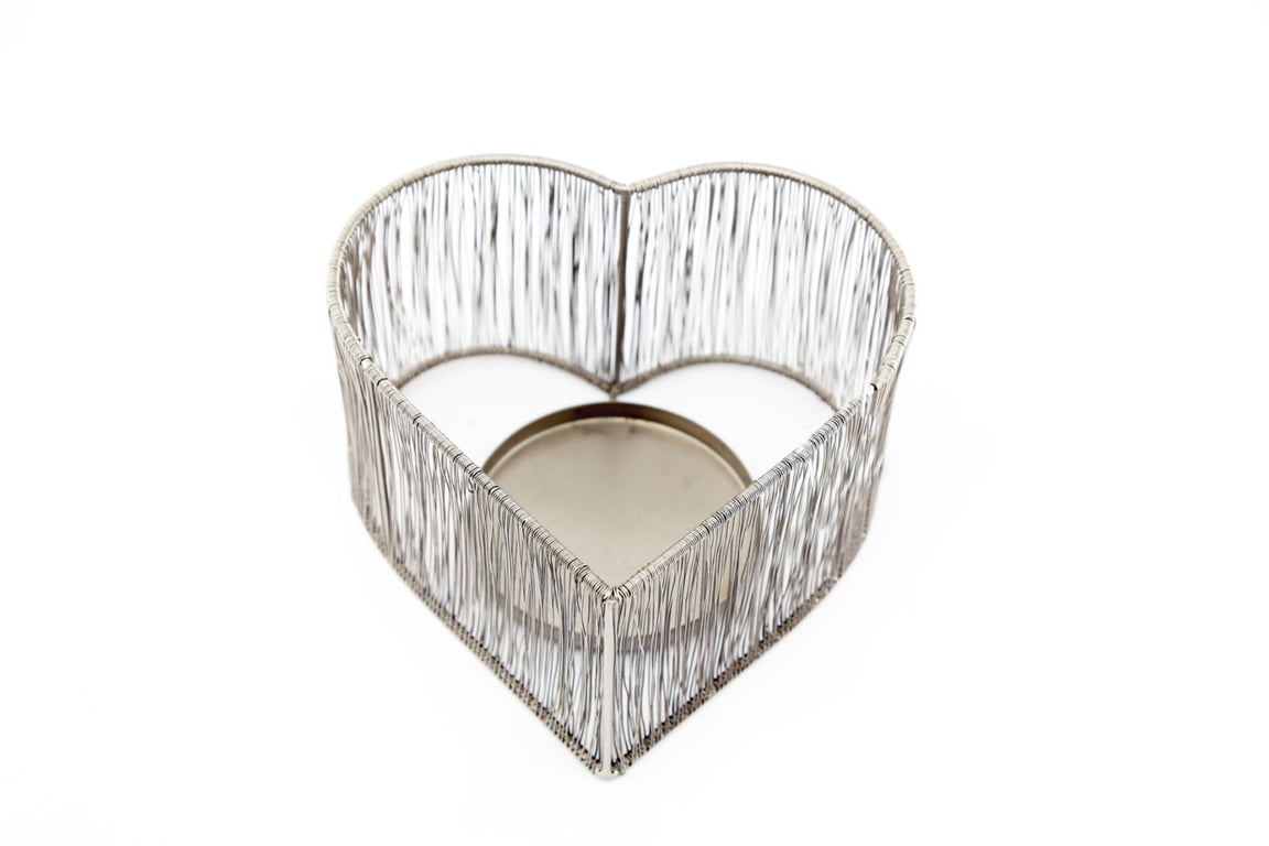 Silver Heart Iron Tealight Holder - Elegant Home Decor Accessory