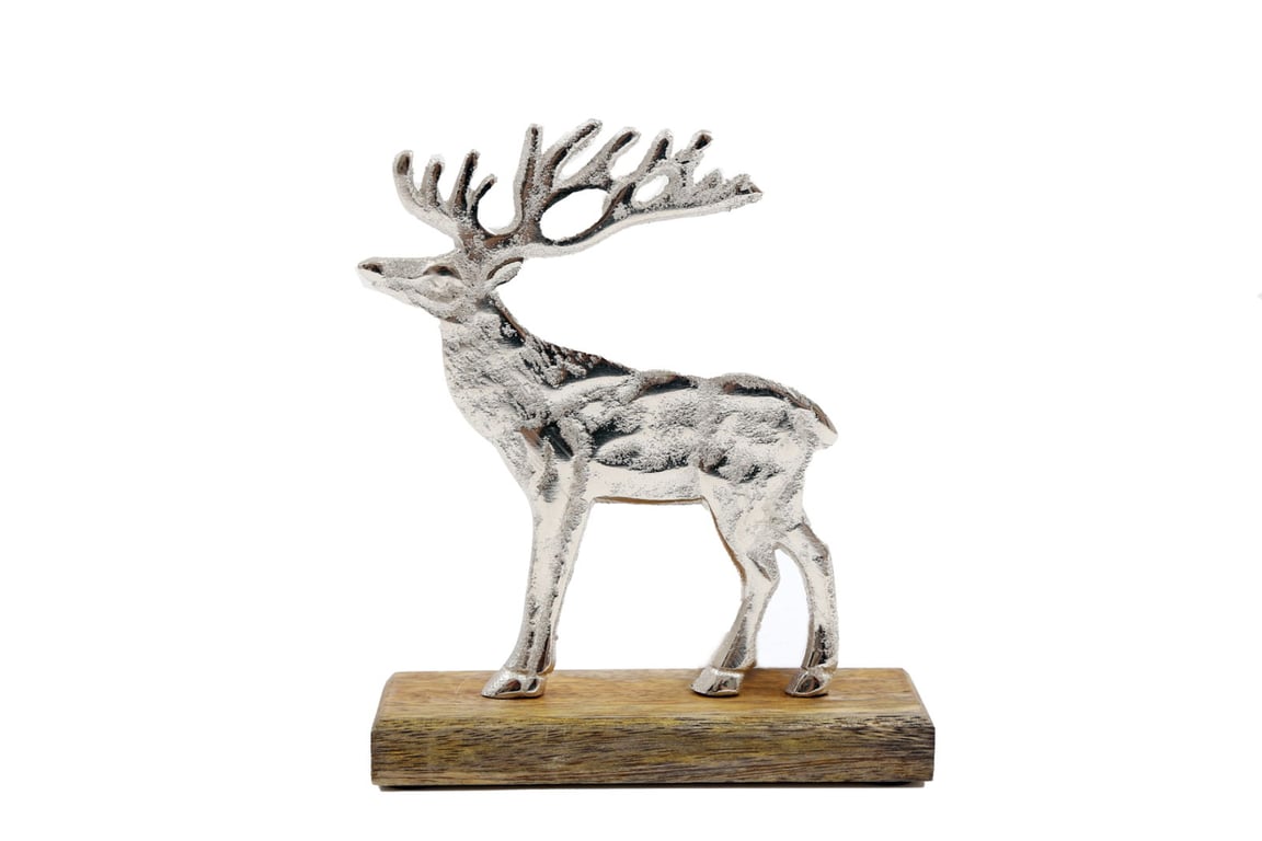 Silver Reindeer Decor on Large Wooden Base with Aluminium and Mango Wood Construction