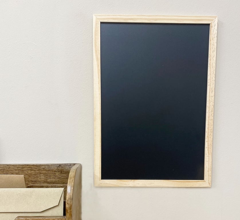 Wooden Framed 35cm Hanging Chalkboard with Portrait and Landscape Options
