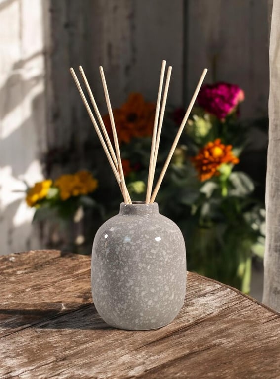 Synergy Ceramic Diffuser - Wild Pear Patchouli 100ml Scented Home Decor Gift